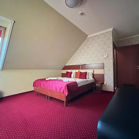 Libra 3* Veresegyház