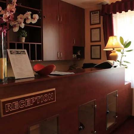 Hotel Libra